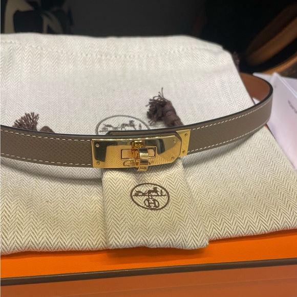 SOLD Hermes Kelly Belt Etoupe Gold Hardware - Picture 5 of 8